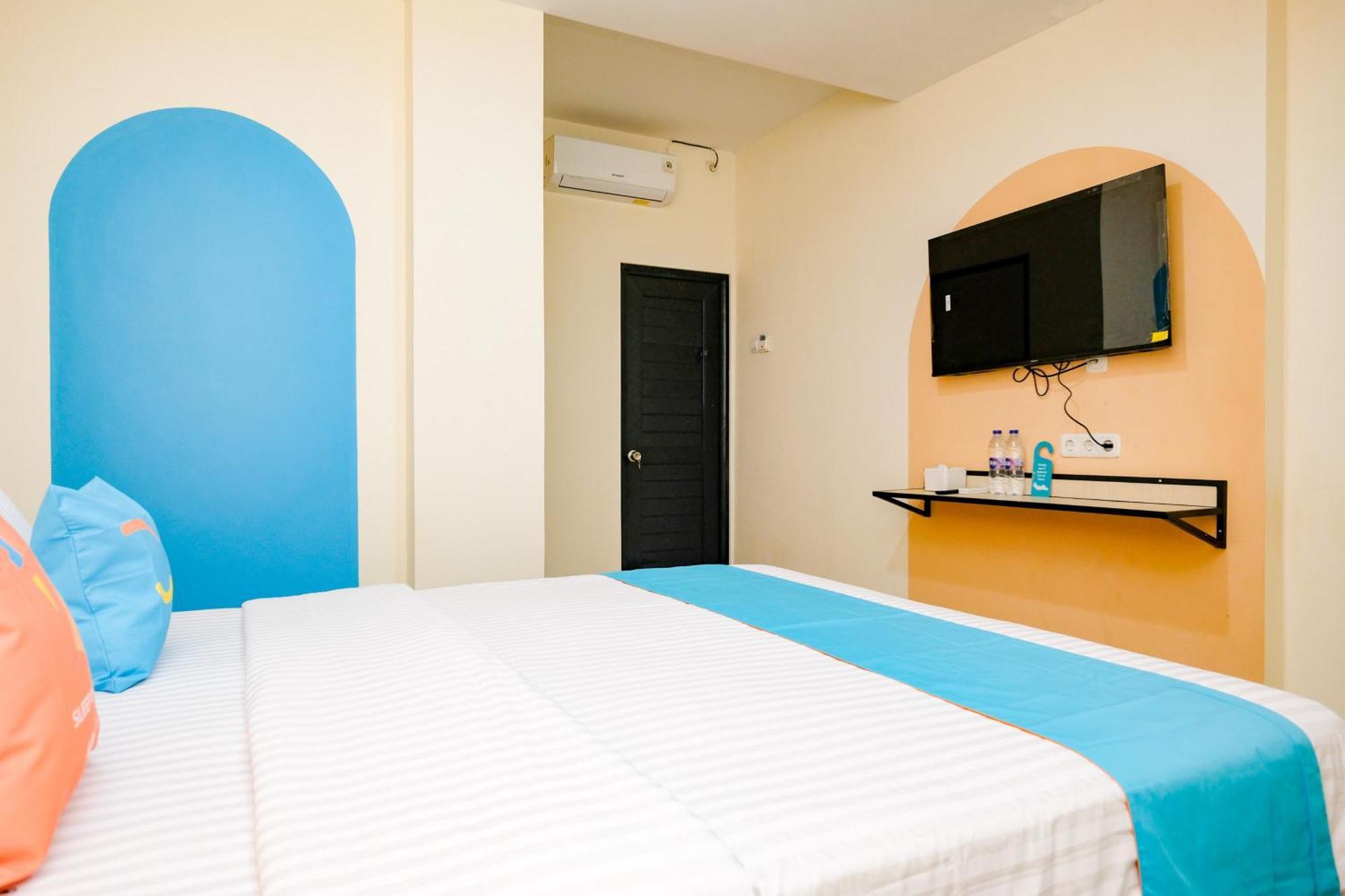 Sans Hotel Mataram Malioboro Джок'якарта Екстер'єр фото